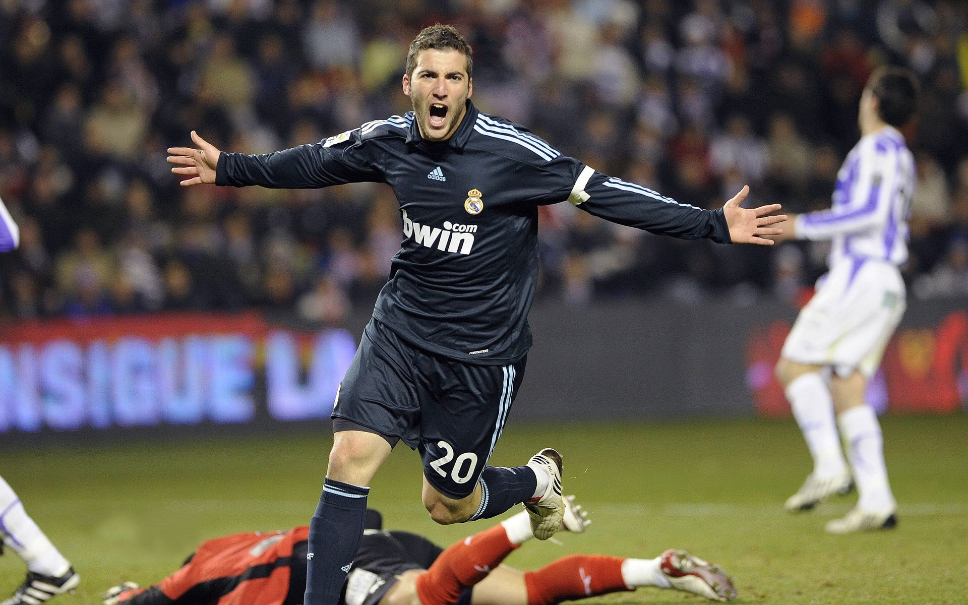 中国篮球的底蕴正在积蓄力量，中国的篮球氛围